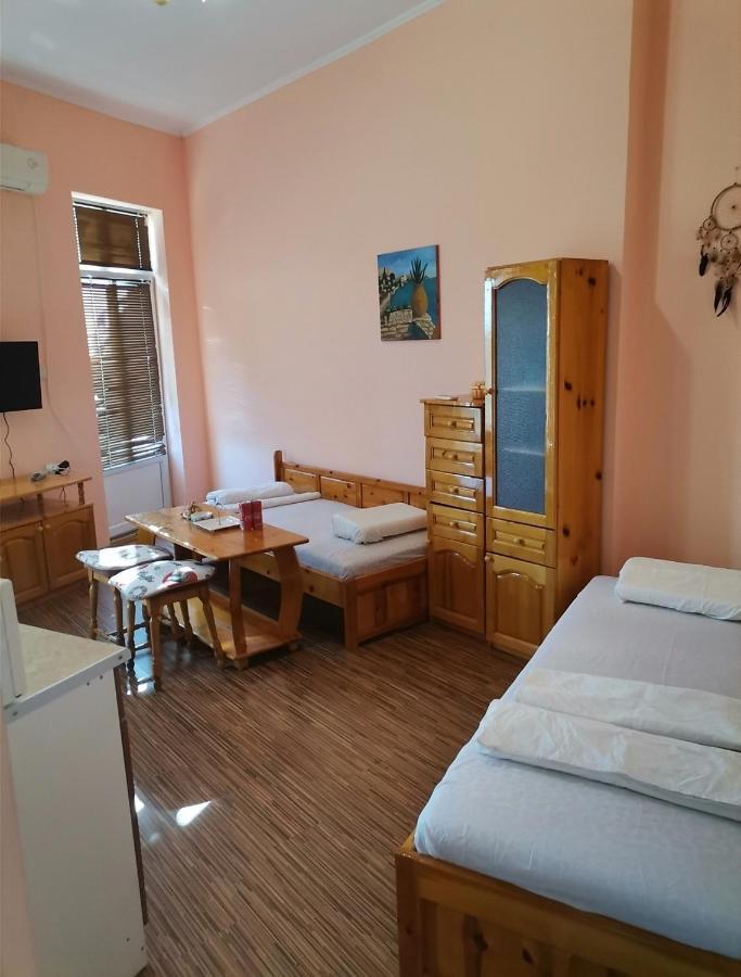 Matrona Guest House Balchik Luaran gambar